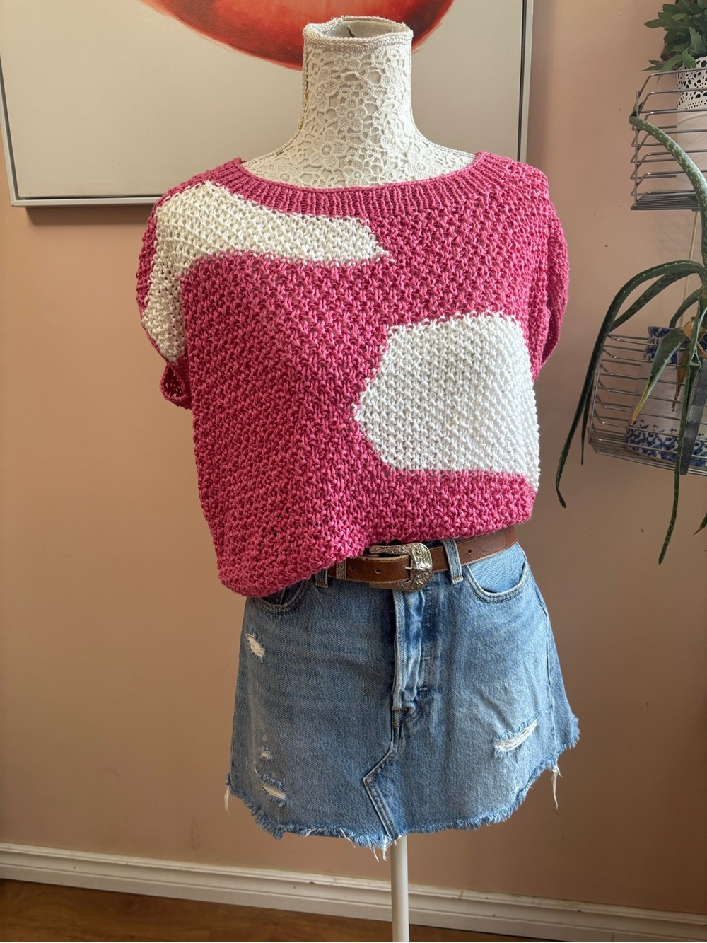 Vintage Pink and White Cropped Knit Top